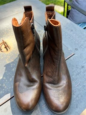 Born Brown Leather Ankle Zip Booties